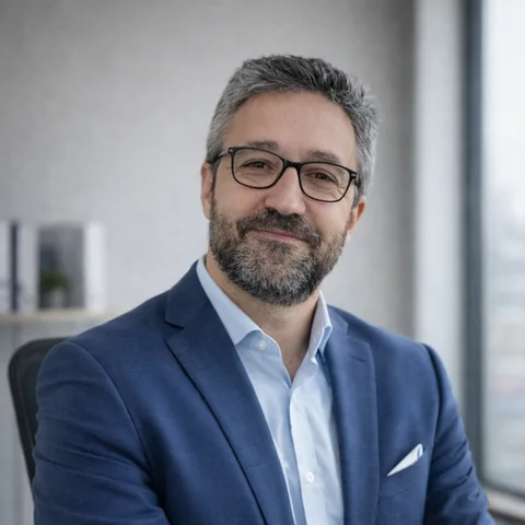 Pedro Berbel — Founder DESENVOLTA, creator of RECOV™